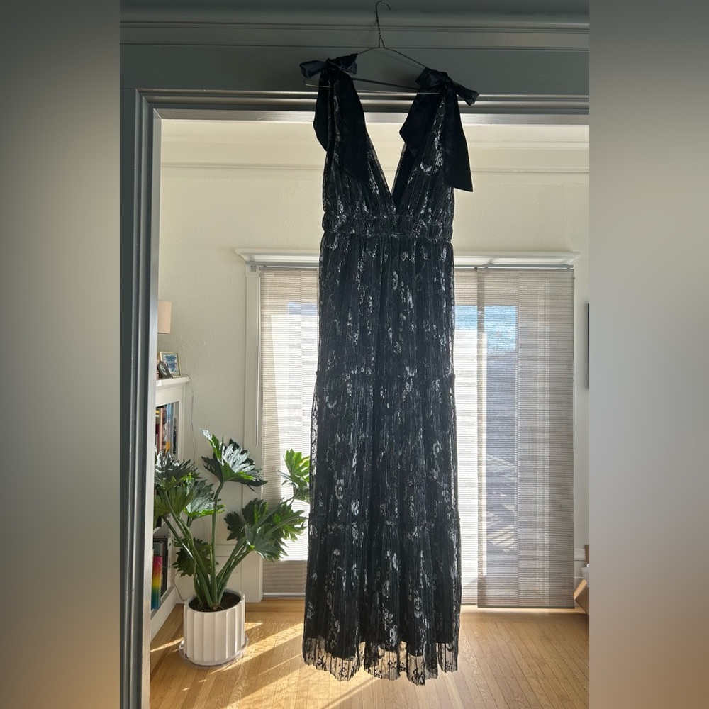 NWT Lulu’s Guest List Gorgeous Black Floral Tie-Strap Maxi Dress Formal Prom - Picture 4 of 7